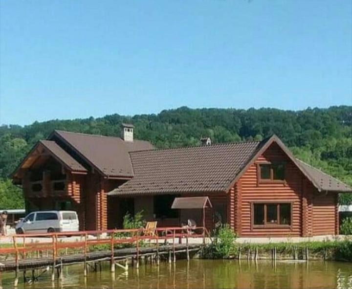 На Ставку Villa Vyzhnytsya Eksteriør billede
